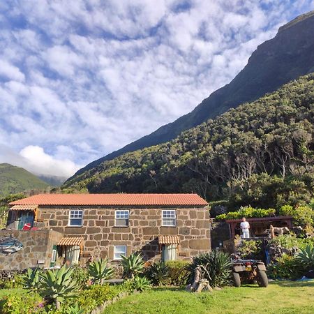 Caldeira Guesthouse Faja da Caldeira de Santo Cristo ภายนอก รูปภาพ
