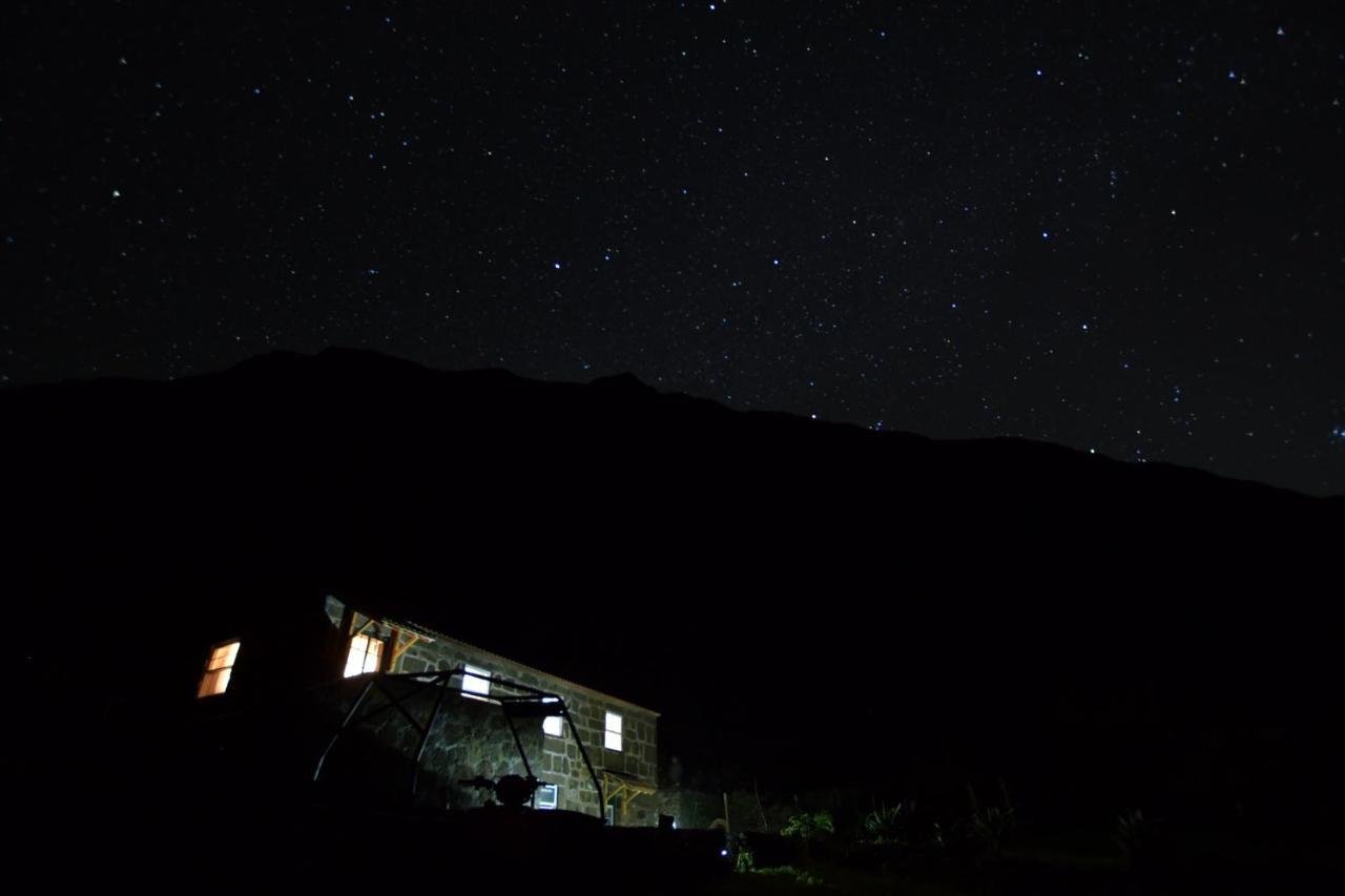 Caldeira Guesthouse Faja da Caldeira de Santo Cristo ภายนอก รูปภาพ