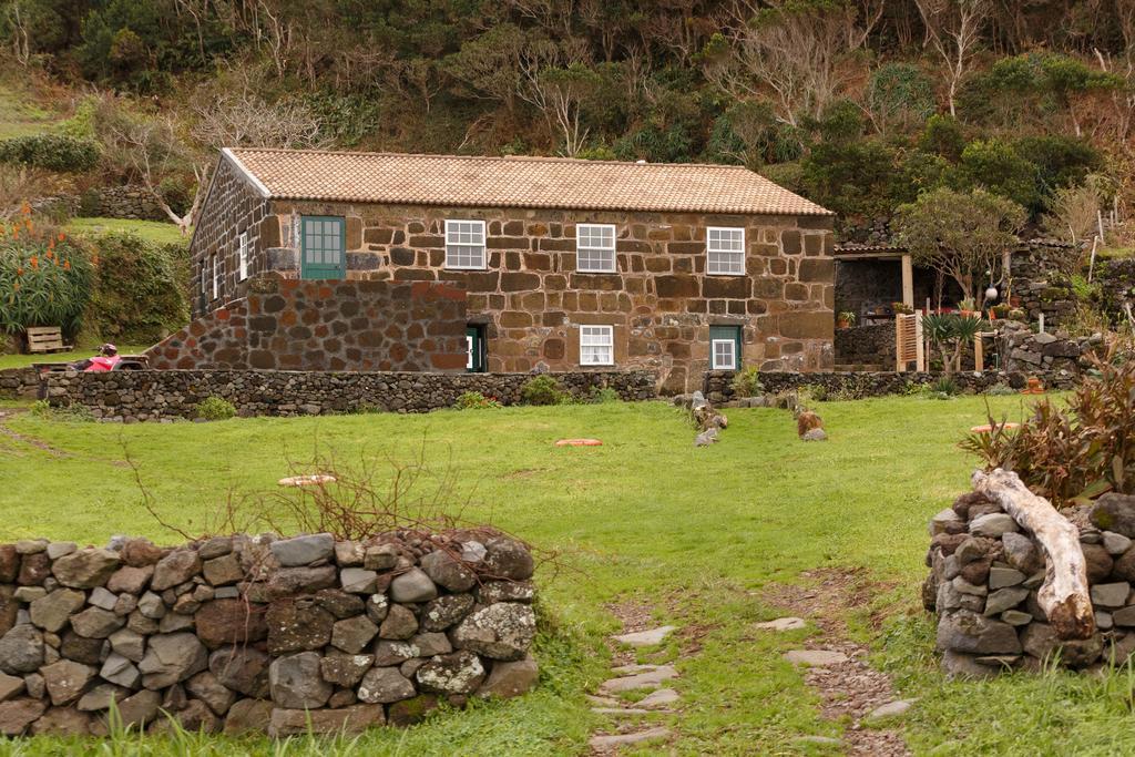 Caldeira Guesthouse Faja da Caldeira de Santo Cristo ภายนอก รูปภาพ